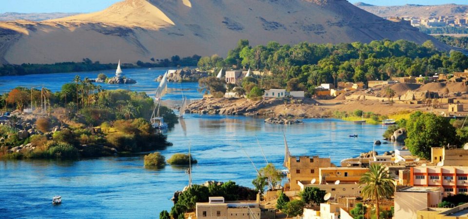 Sailing Through Aswan: A Journey of Sun, Wind, and Flavor